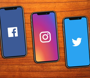 Индия потребовала от Twitter, Facebook и Instagram удалить сообщения с критикой властей