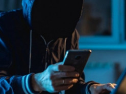 Аферисти ошукали на 230 тисяч гривень двох українців