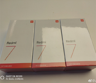 Вице-президент Xiaomi опубликовал фото коробки Redmi 7