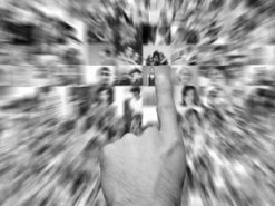 Что делают соцсети с аккаунтами умерших людей