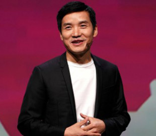 Глава OnePlus раскритиковал сгибаемые смартфоны