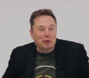 Маск вдруге "пожартував" про вбивство Камали Гарріс