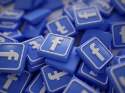 Украинцам предлагают продать свои аккаунты в Facebook