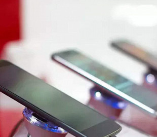 Производство смартфонов в первой половине 2020 года упадет на 30%