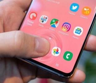 Samsung предостерегла от использования сканера лица в Galaxy S10