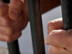 У Росії студентам пропонують сісти за ґрати, щоб не йти на війну