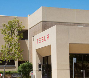 Опубликованы неофициальные рендеры смартфона Tesla Phone