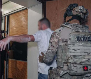 Обіцяли "компенсації": в Україні викрили банду, яка ошукувала людей