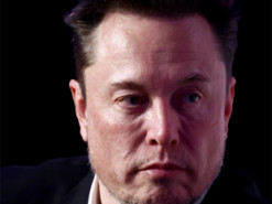 Маск заявив, що не знає про те, що чат-бот Grok створює порнографічні ШІ-зображення