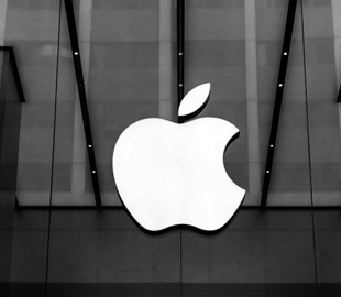 Apple виплатить майже 30 млн доларів своїм співробітникам у США через перевірки сумок