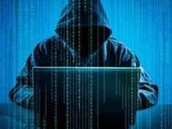 Китайская полиция арестовала 21 человека за хищение данных