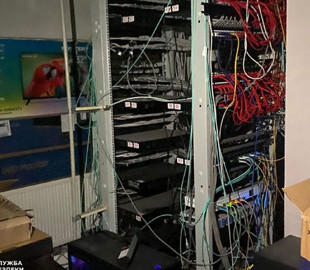 "Модификация" кассовых аппаратов помогла мошенникам "сэкономить" на налогах 200 млн грн