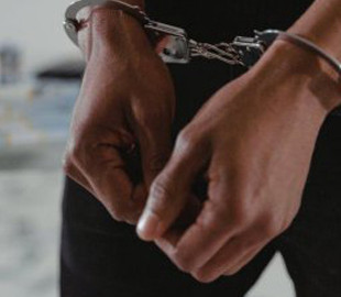 Пропагувала перемогу РФ і називала односельчан "нацистами": на Житомирщині викрили колаборантку