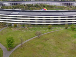 Сотрудники Apple выступили против гибридной рабочей недели