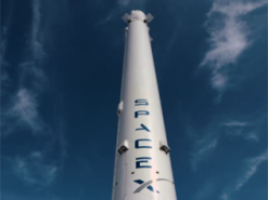 SpaceX сможет отправлять в космос до шести миссий с гражданскими на борту ежегодно