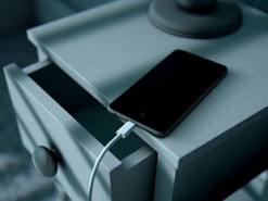 Не робіть цього під час зарядки телефону: поради експертів, які збережуть техніку