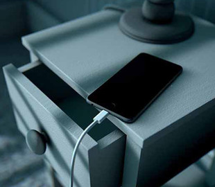 Не робіть цього під час зарядки телефону: поради експертів, які збережуть техніку