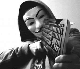 Активисты Anonymous пригрозили FCC кибератаками из-за отмены «сетевого нейтралитета»