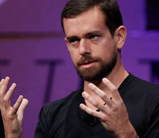 Глава Twitter отдал $10 млн на благотворительность