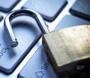 Авторитетное научное издательство забыло обезопасить данные своих пользователей