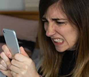 Названо основні способи захисту смартфона від злому шахраїв