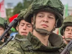 В Беларуси зафиксировали перемещение военной техники: появились подробности. Карта