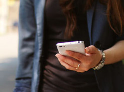 Сенатор США рассказал, как защитит смартфон от хакеров