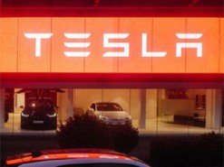 Tesla пригрозила сотрудникам увольнением за утечки информации