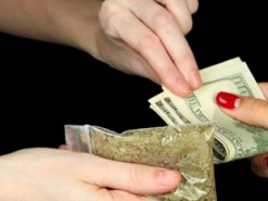 В Кривом Роге через Интернет сбывали героин и опий