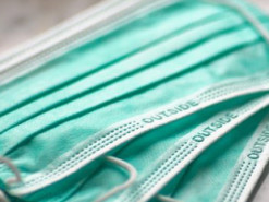 Мошенники продавали маски в фейковом блоге Андрея Федорива