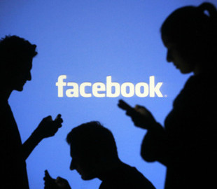 Facebook заплатит пользователям за запись их разговоров