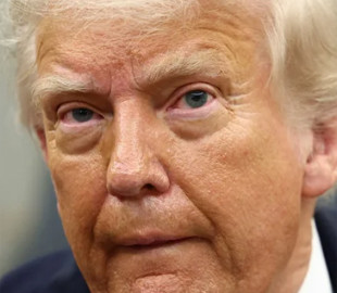 «Ми ніколи не бачили нічого подібного». Трамп заявив, що армія США вивчає досвід використання дронів на війні РФ проти України