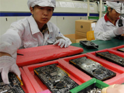 Поставщики Apple и Tesla остановили производство из-за нехватки электроэнергии