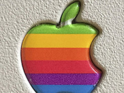 Apple осталась без ключевых топ-менеджеров