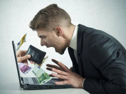 Украинские интернет-мошенники "выкачали" из литовского инвестора 55 тысяч евро