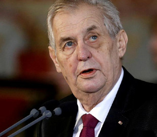 Президент Чехії перетворився з прихильника кремля на одного з найсуворіших критиків