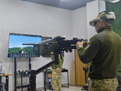 Українські розробники представили інноваційну VR-технологію для знищення дронів Shahed