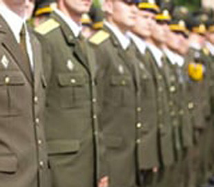 Полковник ФСБ: Білоруські військові можуть скинути Лукашенка