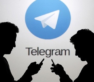 Тепер записатися у чергу на паспорт та перевіряти документи можна у Telegram