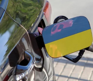 Слід забути про дефіцит пального: експерт розповів, які очікує ціни на бензин у липні