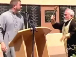 Поліція порушила справу щодо священика МП, який побив хрестом протоієрея ПЦУ