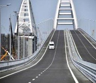 Проехался по Керченскому мосту: для украинского блогера придумали наказание