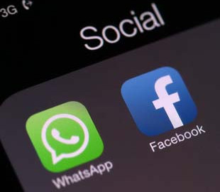 Власти Шри-Ланки заблокировали Facebook и WhatsApp после терактов