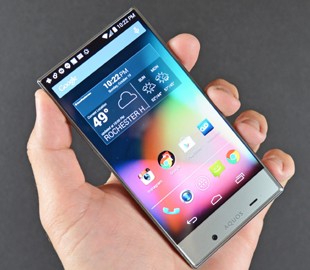 Sharp готовит к выпуску смартфон среднего уровня