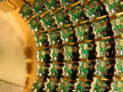 Обнаружена новая странность квантового мира, возникающая при стирании информации