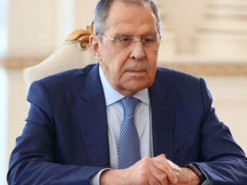 Лавров заявив, що в Молдові "намагаються скасувати все російське". Санду відповіла