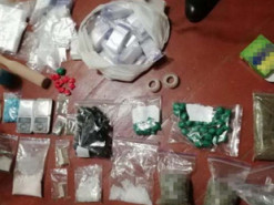 В Днепре пресечена оптовая торговля наркотиками через Интернет