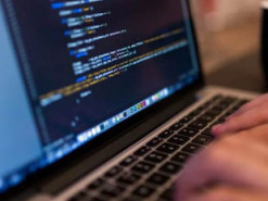 Неудаляемый вирус атаковал компьютеры по всему миру