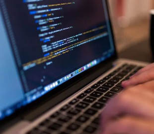 Неудаляемый вирус атаковал компьютеры по всему миру