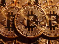 40% всех биткоинов принадлежат тысяче «китов»